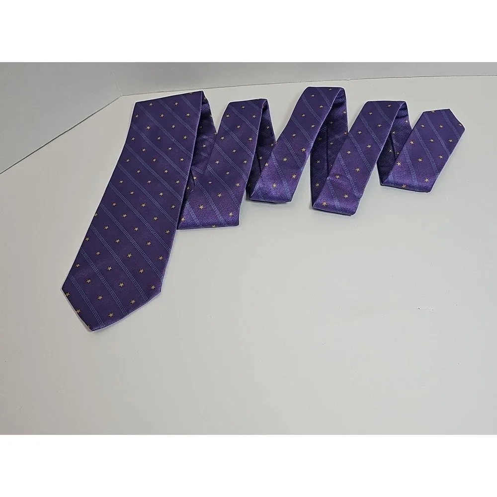 Brooks Brothers Men's Purple Necktie 100%‎ Silk Hand Made  in USA